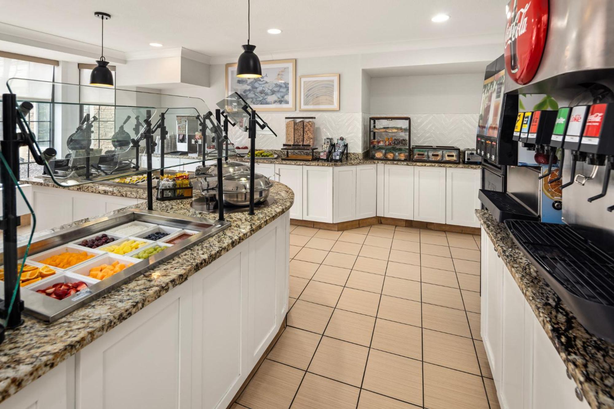 Staybridge Suites Minneapolis-Maple Grove By Ihg Εξωτερικό φωτογραφία